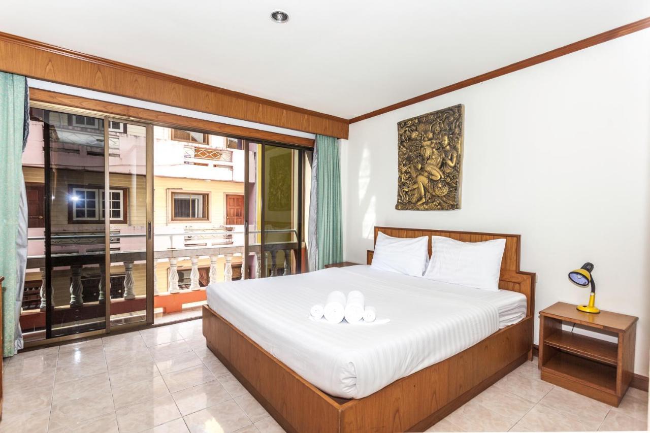 Andaman Sea Patong Hotel Bagian luar foto