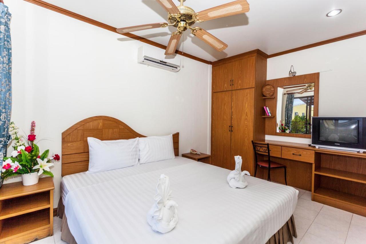Andaman Sea Patong Hotel Bagian luar foto